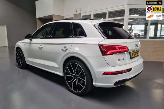 Audi SQ5 (2017) thumbnail 2