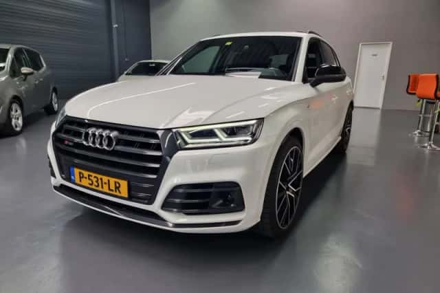 Audi SQ5 (2017) thumbnail 3