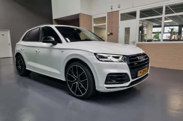 Audi SQ5 (2017) thumbnail 5