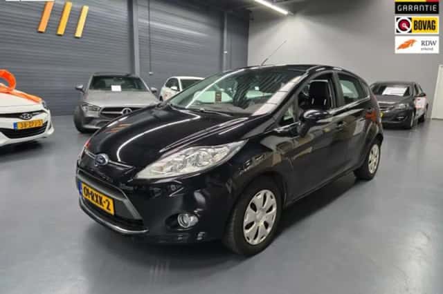 Ford Fiesta (2011) thumbnail 1