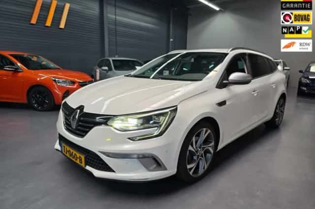 Renault Mégane (2018) thumbnail 1