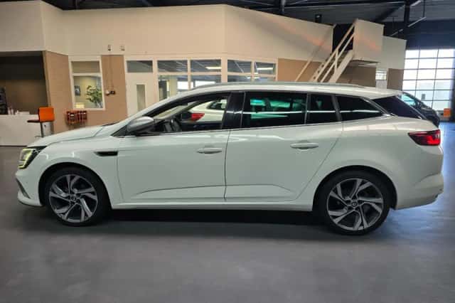 Renault Mégane (2018) thumbnail 4