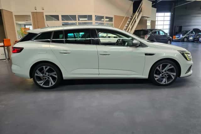 Renault Mégane (2018) thumbnail 6