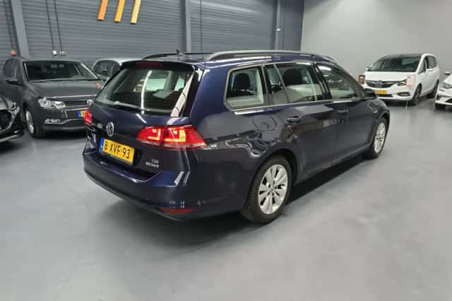 Volkswagen Golf (2014) thumbnail 5