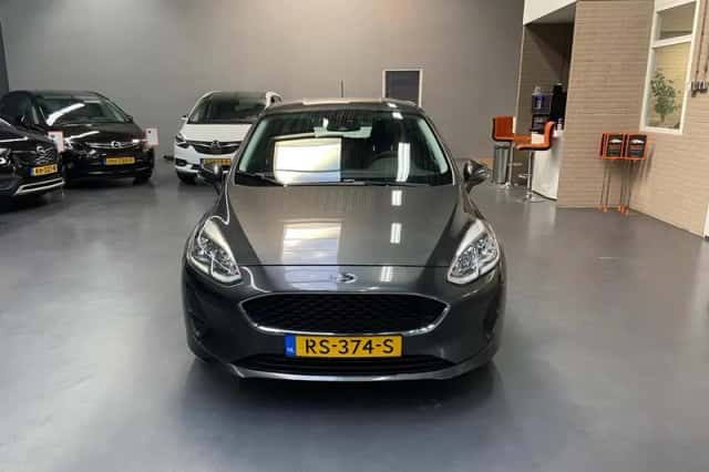 Ford Fiesta (2018) thumbnail 3