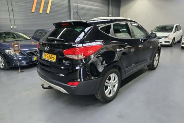 Hyundai ix35 (2013) thumbnail 5