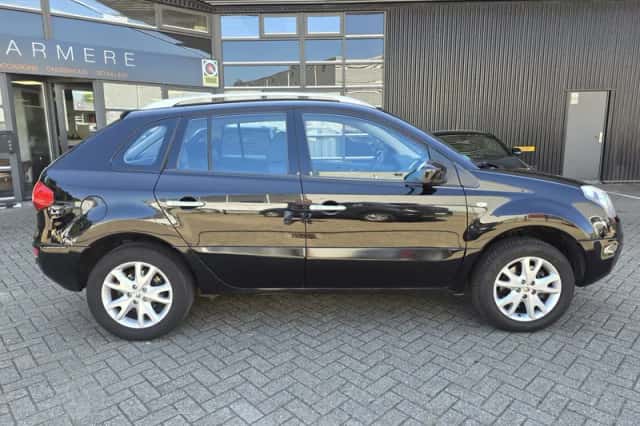 Renault Koleos (2008) thumbnail 5