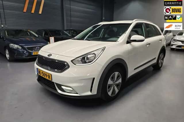 Kia Niro (2017) thumbnail 1