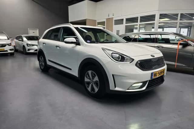 Kia Niro (2017) thumbnail 4