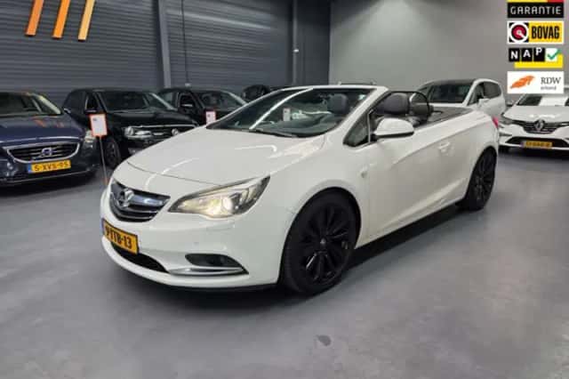 Opel Cascada (2014) thumbnail 1