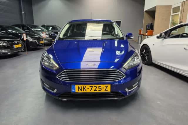 Ford Focus (2017) thumbnail 3