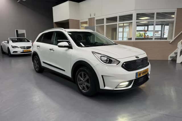Kia Niro (2017) thumbnail 4