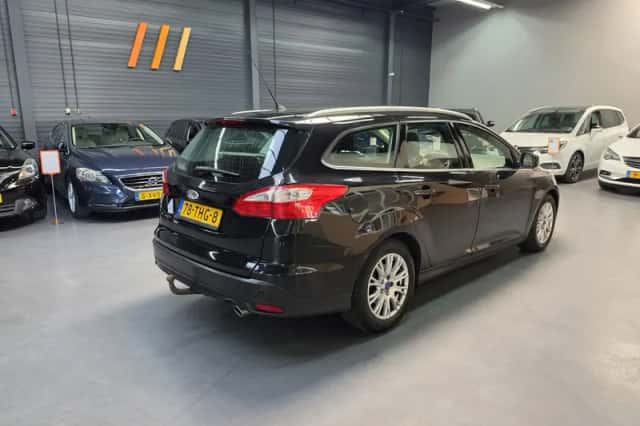 Ford Focus (2012) thumbnail 6
