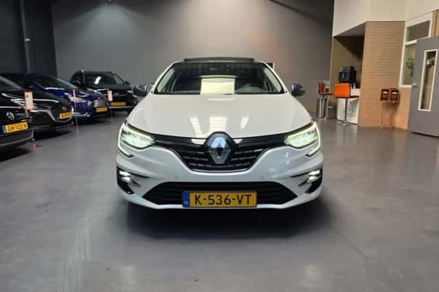 Renault Mégane (2021) thumbnail 3