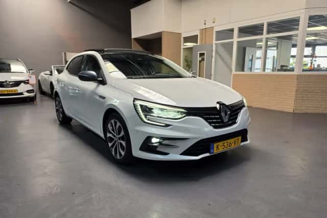 Renault Mégane (2021) thumbnail 4