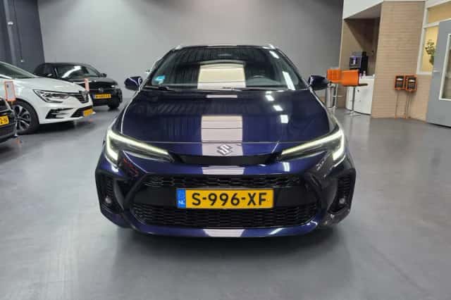 Suzuki Swace (2023) thumbnail 3