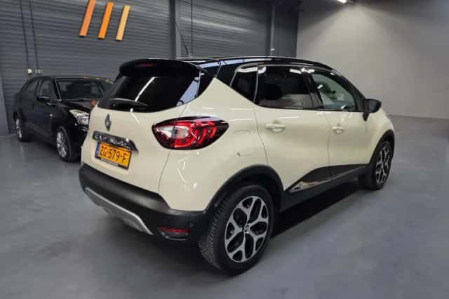 Renault Captur (2019) thumbnail 5