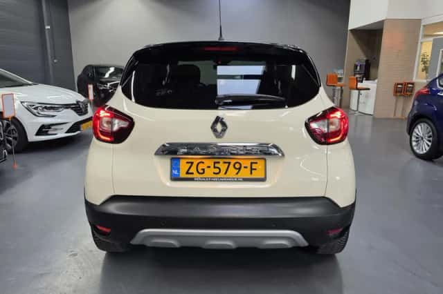 Renault Captur (2019) thumbnail 6