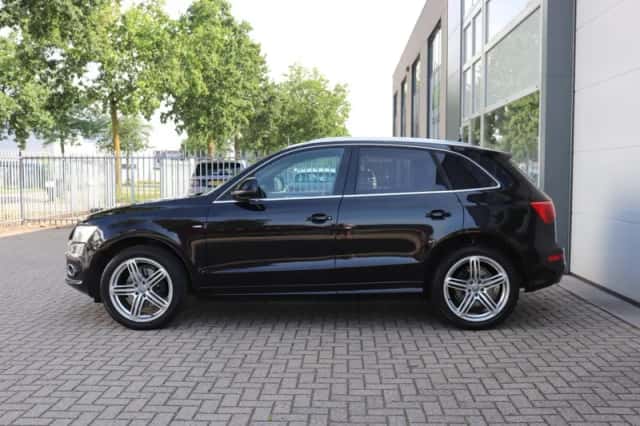 Audi Q5 (2009) thumbnail 4