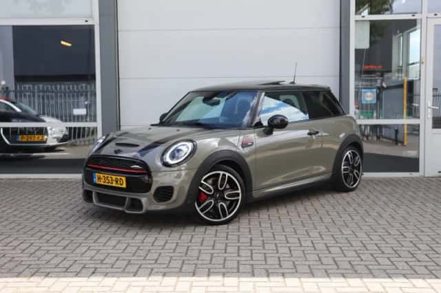 MINI John Cooper Works (2020) thumbnail 1