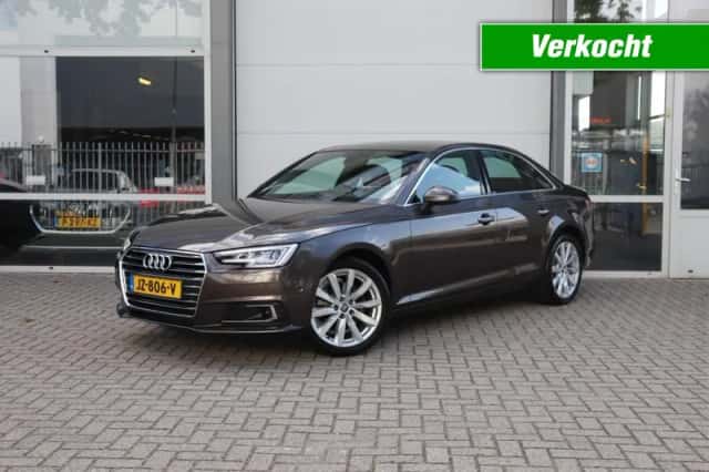Audi A4 (2016) thumbnail 1