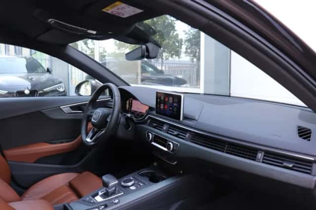 Audi A4 (2016) thumbnail 3