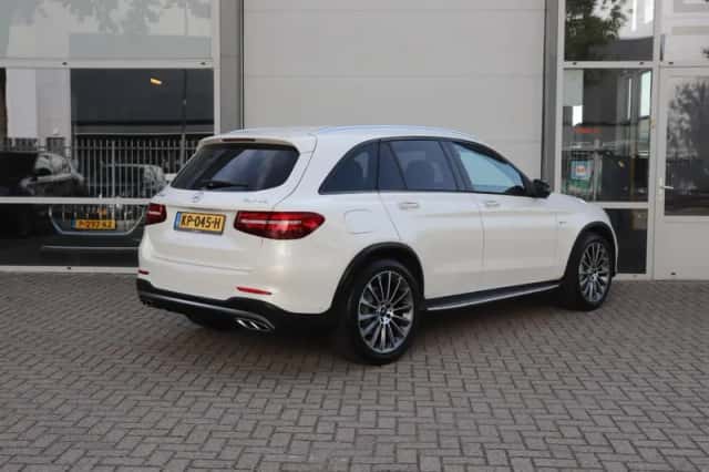 Mercedes-Benz GLC-Klasse (2016) thumbnail 2