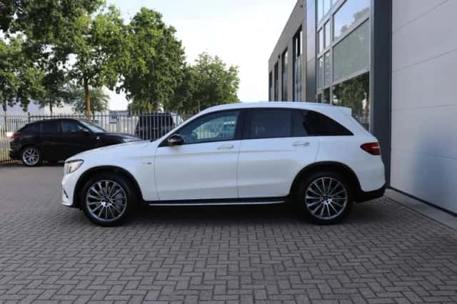 Mercedes-Benz GLC-Klasse (2016) thumbnail 4