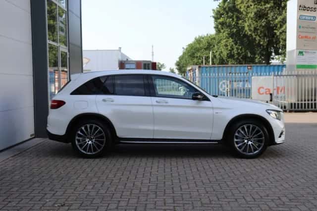 Mercedes-Benz GLC-Klasse (2016) thumbnail 5