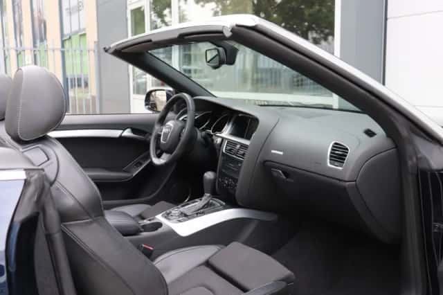 Audi A5 (2009) thumbnail 3