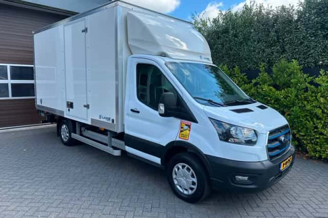 Ford E-Transit (2025) thumbnail 1