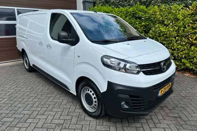 Opel Vivaro (2023) thumbnail 1