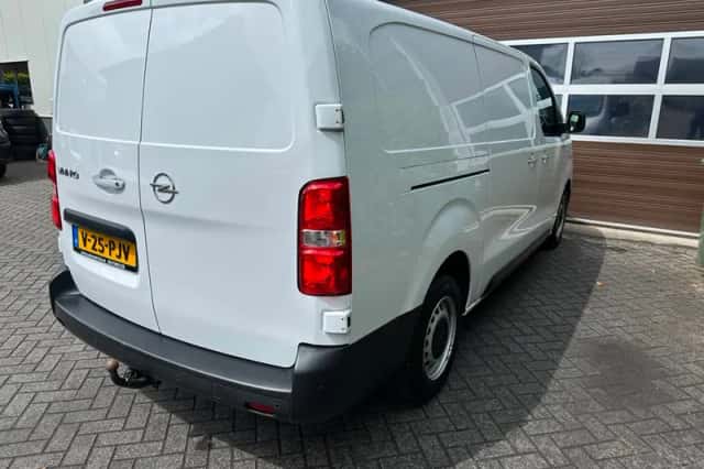 Opel Vivaro (2023) thumbnail 4