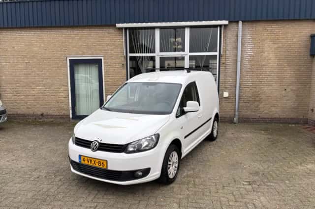 Volkswagen Caddy (2011) thumbnail 1