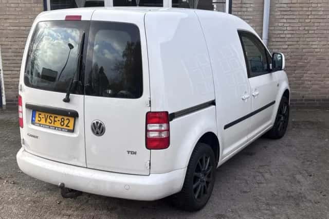 Volkswagen Caddy (2011) thumbnail 4