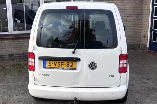 Volkswagen Caddy (2011) thumbnail 5