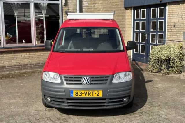 Volkswagen Caddy (2008) thumbnail 2