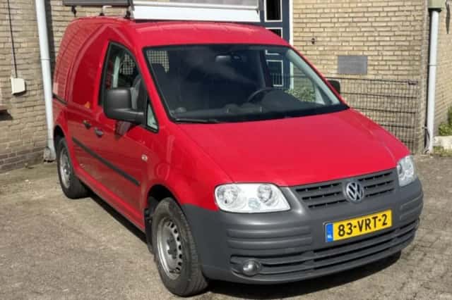 Volkswagen Caddy (2008) thumbnail 3
