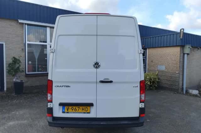 Volkswagen Crafter (2017) thumbnail 5