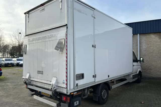 Volkswagen Crafter (2018) thumbnail 4