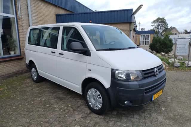 Volkswagen IAV (2015) thumbnail 3