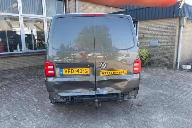 Volkswagen Transporter (2020) thumbnail 5