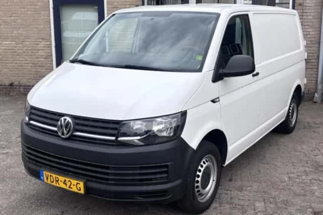 Volkswagen Transporter (2019) thumbnail 1