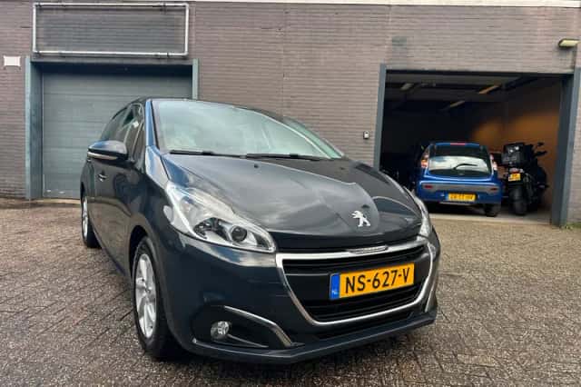 Peugeot 208 (2017) thumbnail 6