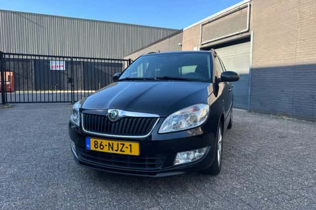 Škoda Fabia (2010) thumbnail 1
