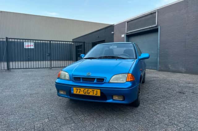 Suzuki Swift (2000) thumbnail 1