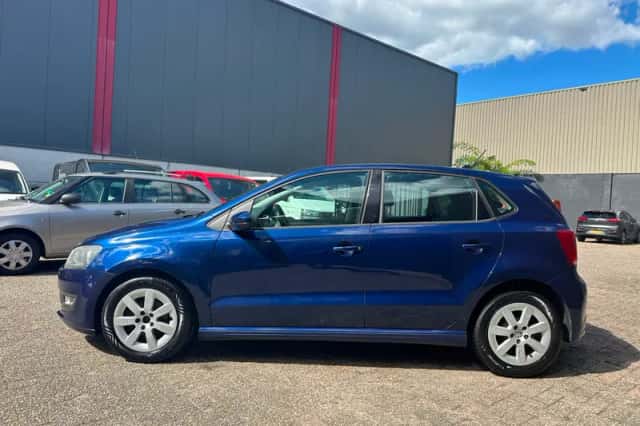 Volkswagen Polo (2012) thumbnail 2