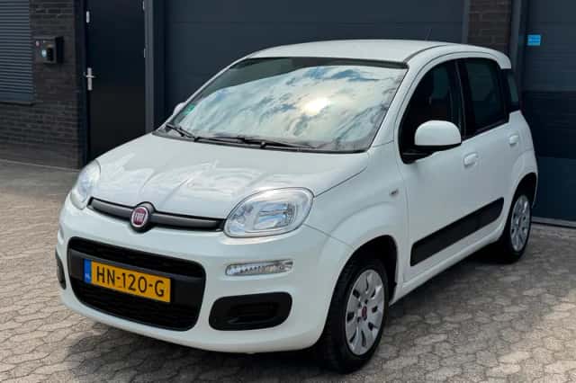 Fiat Panda (2015) thumbnail 4