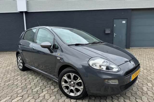 Fiat Punto (2014) thumbnail 3