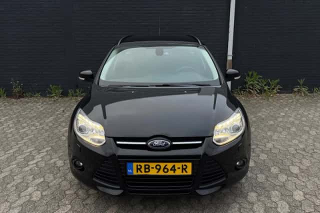 Ford Focus (2013) thumbnail 5